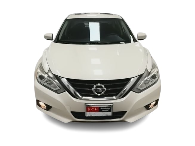 Thumbnail: 2016 Nissan Altima - 4