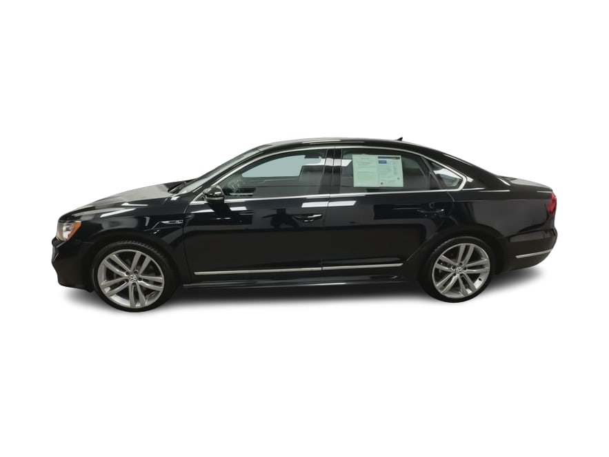 Thumbnail: 2017 Volkswagen Passat - 3