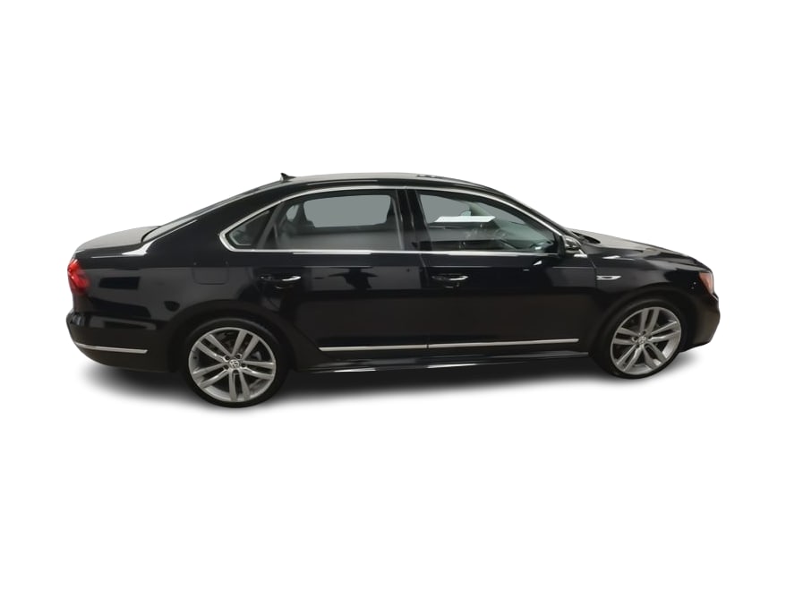 Thumbnail: 2017 Volkswagen Passat - 20