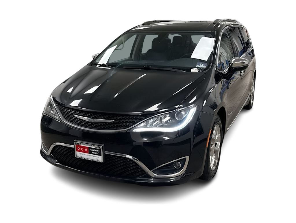 Used 2017 Chrysler Pacifica Limited with VIN 2C4RC1GG9HR778564 for sale in Casper, WY