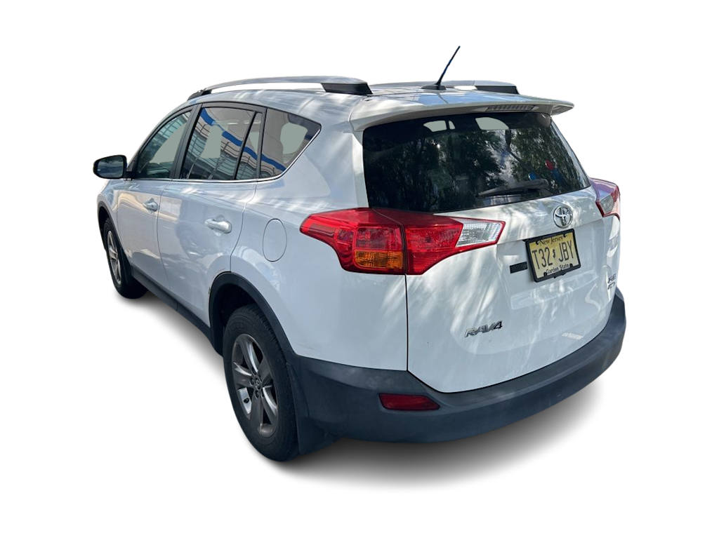 Thumbnail: 2015 Toyota RAV4 - 3