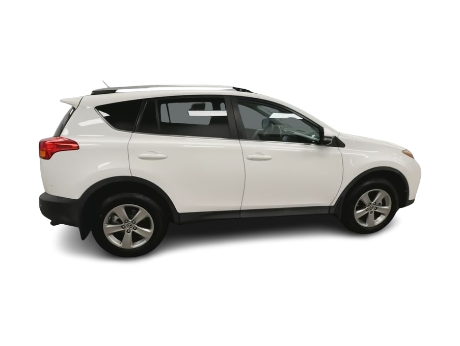 Thumbnail: 2015 Toyota RAV4 - 22