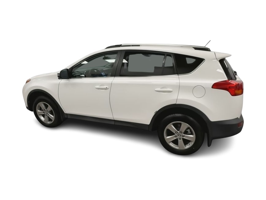 Thumbnail: 2015 Toyota RAV4 - 20