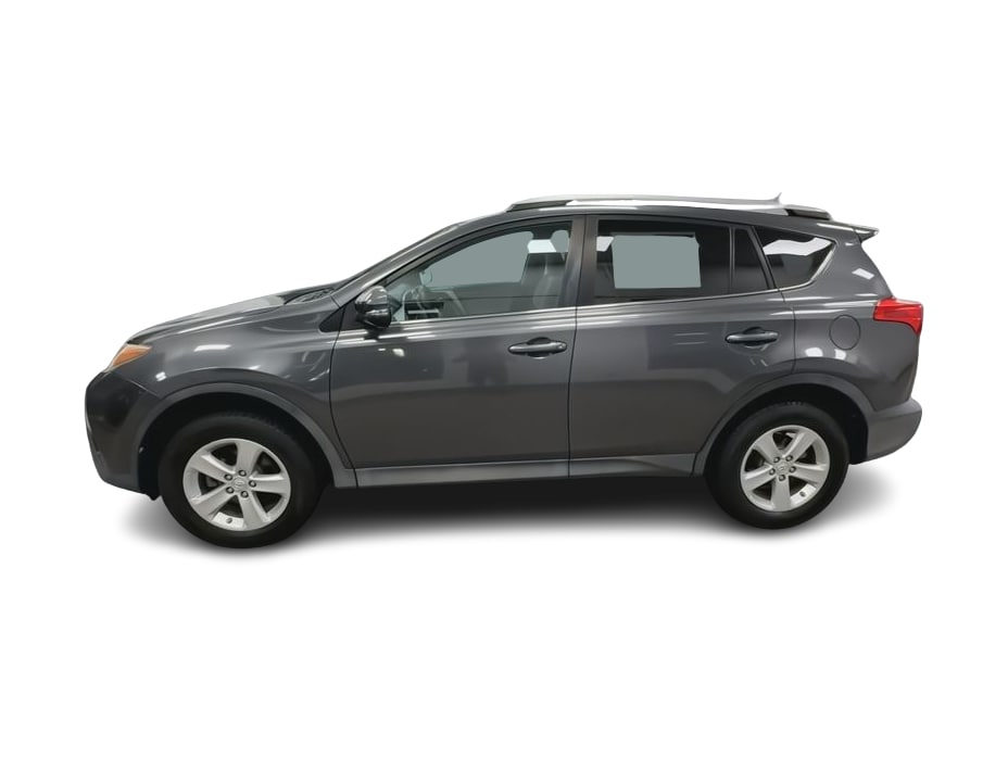 Thumbnail: 2014 Toyota RAV4 - 3