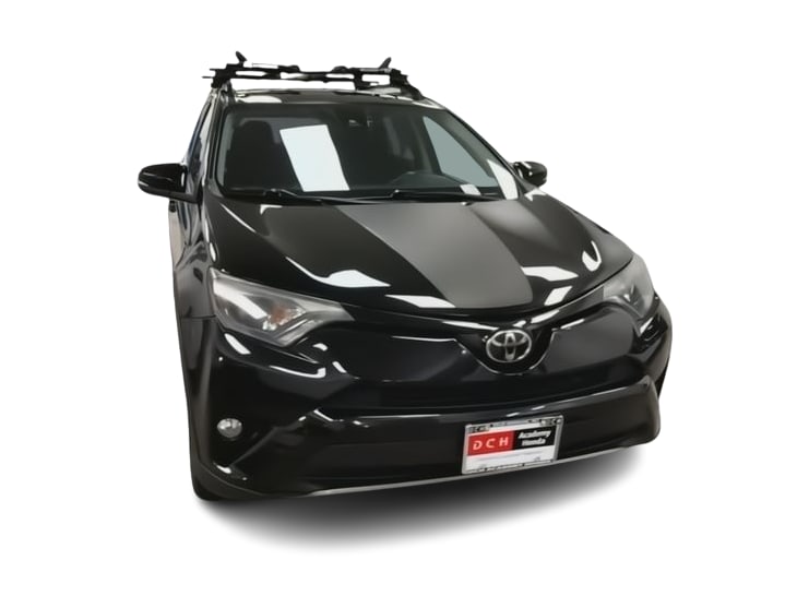 Thumbnail: 2018 Toyota RAV4 - 4
