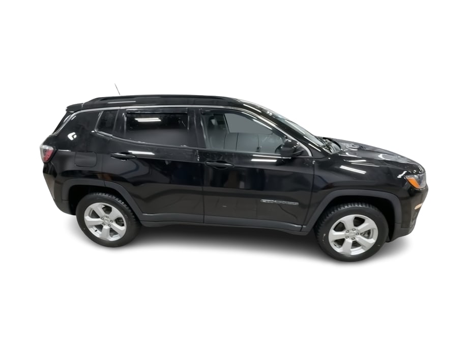 Thumbnail: 2020 Jeep Compass - 21
