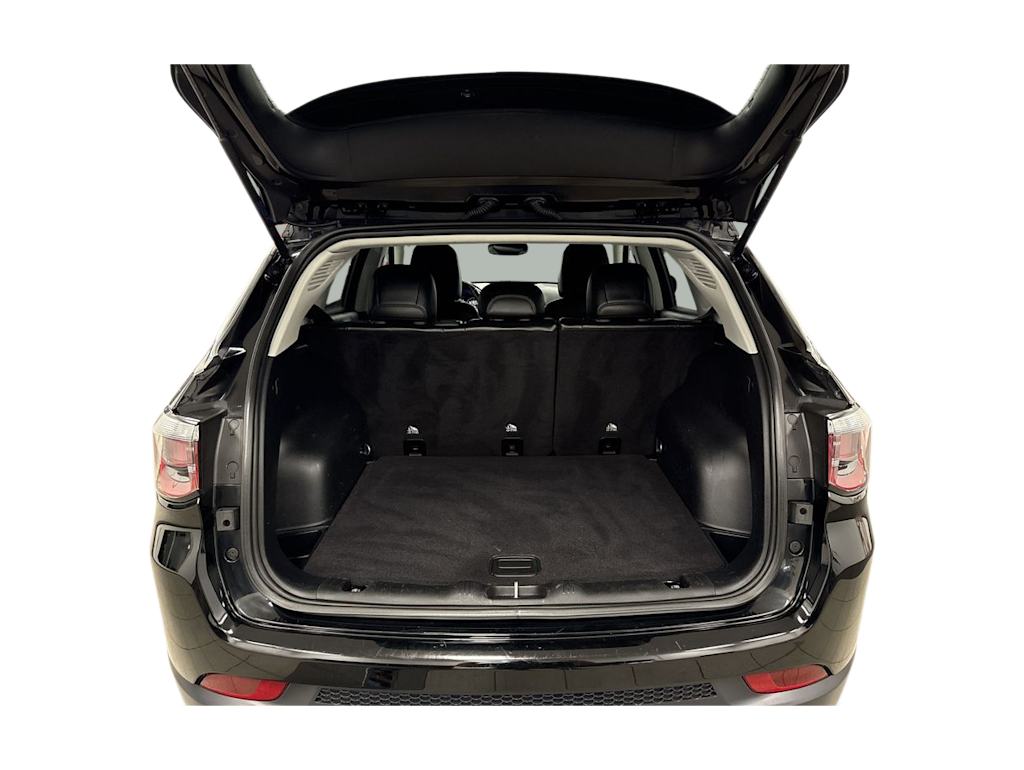 Thumbnail: 2020 Jeep Compass - 14