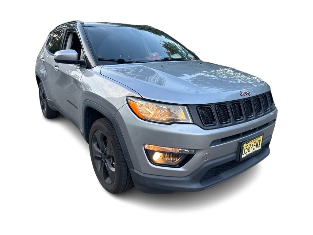Thumbnail: 2019 Jeep Compass - 16