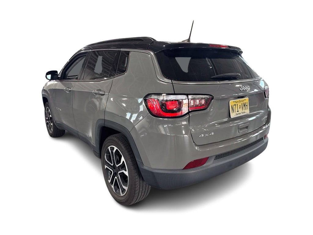Thumbnail: 2022 Jeep Compass - 3