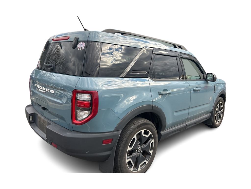 Thumbnail: 2023 Ford Bronco Sport - 14