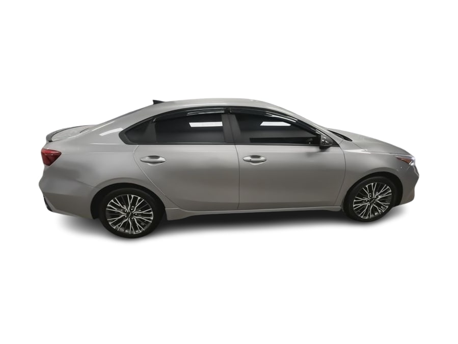 Thumbnail: 2023 Kia Forte - 23