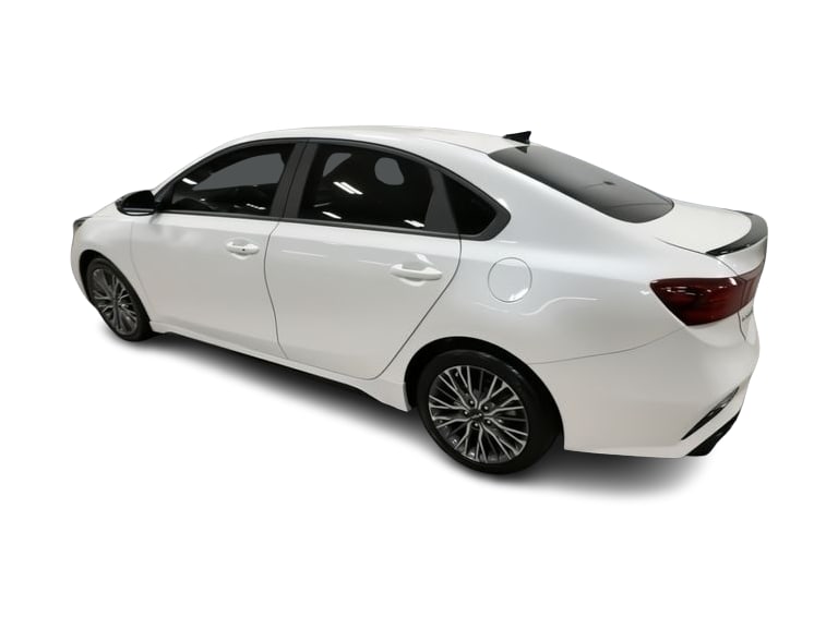 Thumbnail: 2023 Kia Forte - 3
