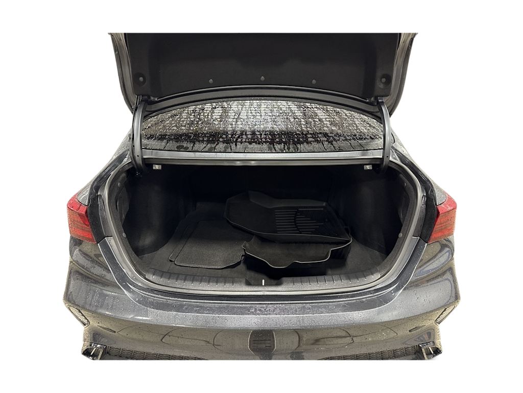 Thumbnail: 2023 Kia Forte - 14