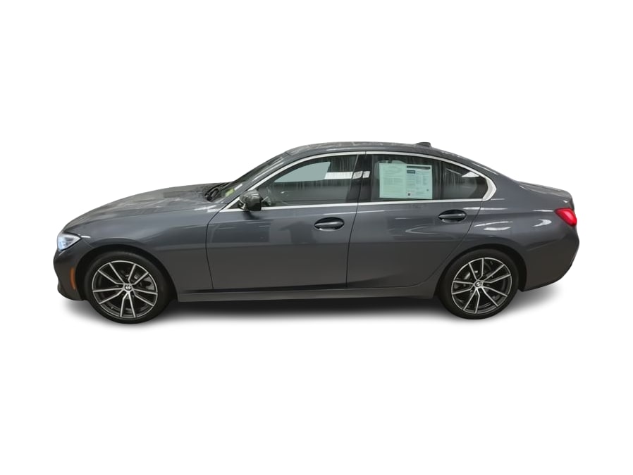 Thumbnail: 2021 BMW 3 Series - 3