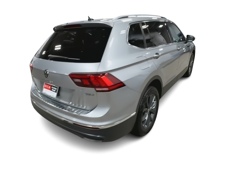 Thumbnail: 2022 Volkswagen Tiguan - 16
