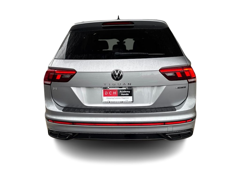 Thumbnail: 2022 Volkswagen Tiguan - 4