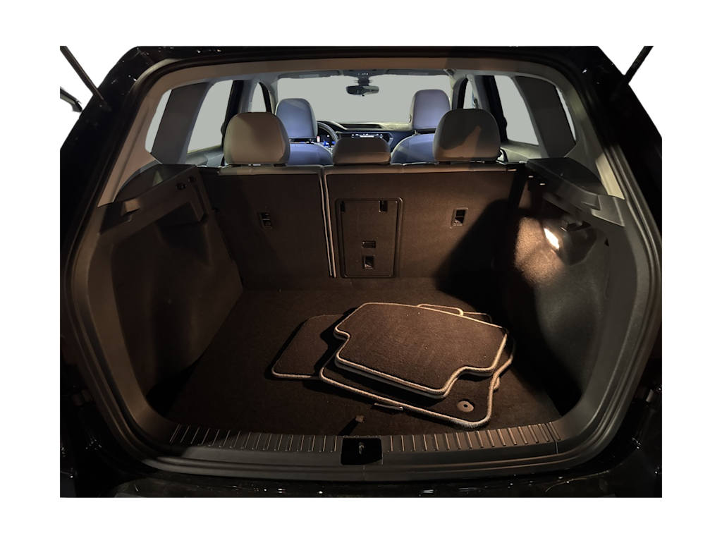 Thumbnail: 2023 Volkswagen Taos - 14