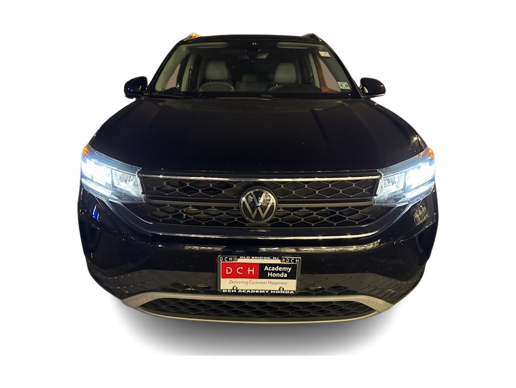 Thumbnail: 2023 Volkswagen Taos - 5