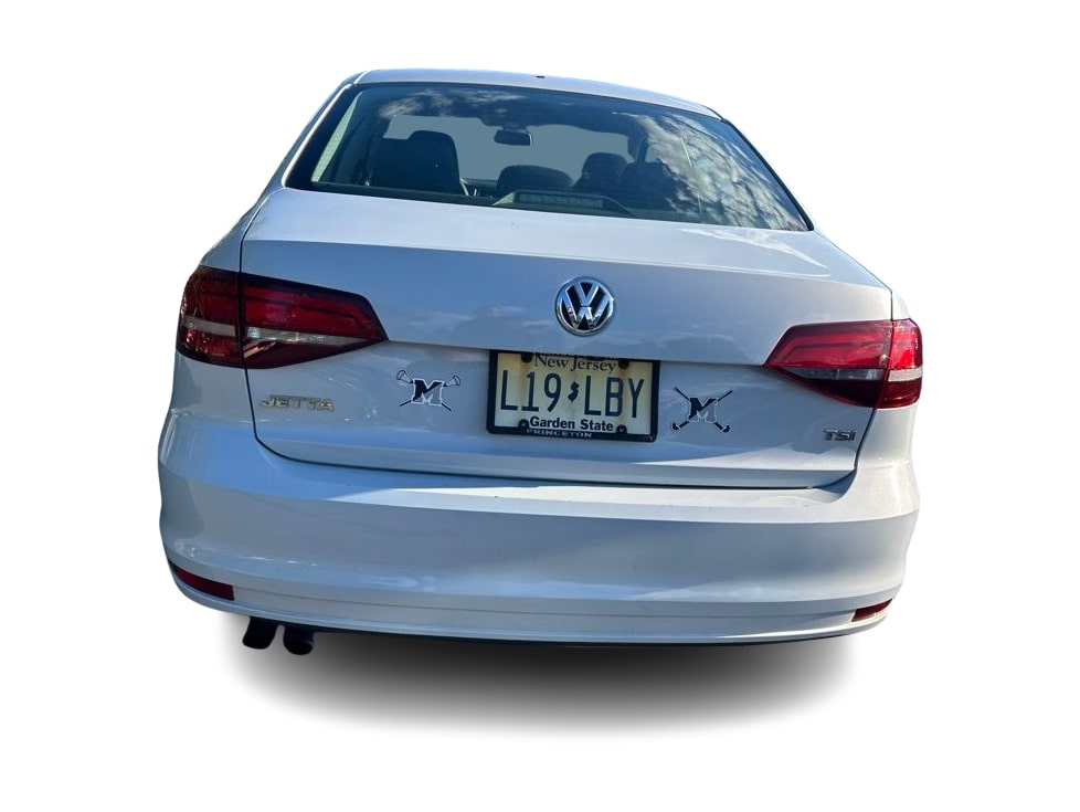Thumbnail: 2018 Volkswagen Jetta - 4