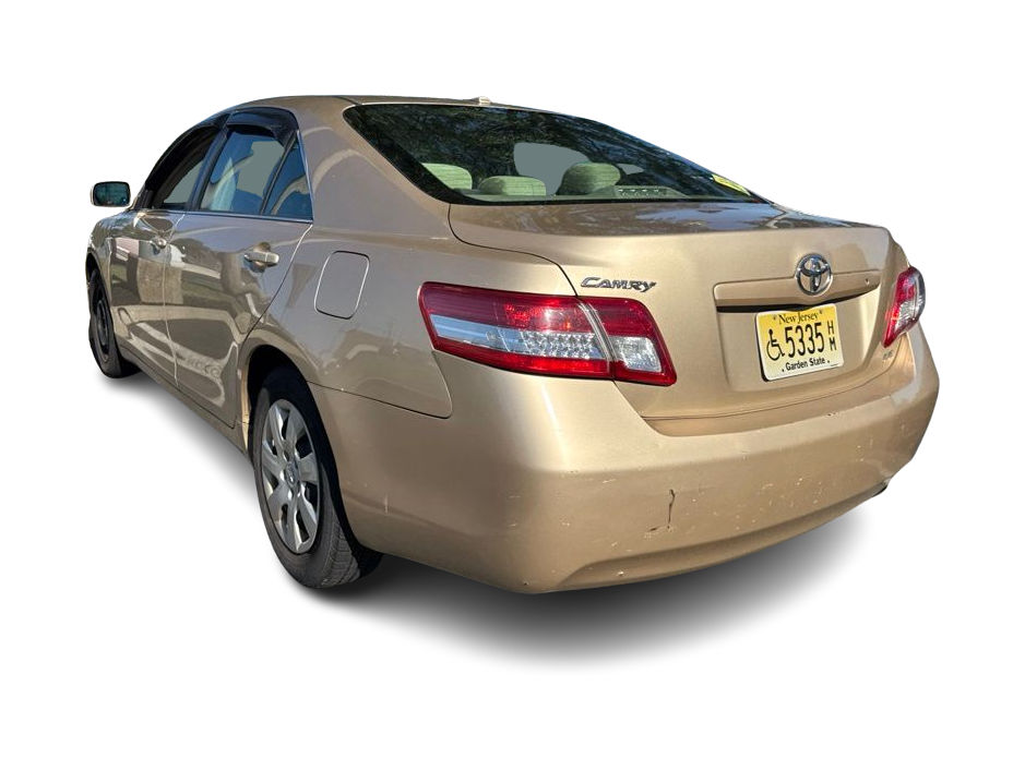 Thumbnail: 2011 Toyota Camry - 3