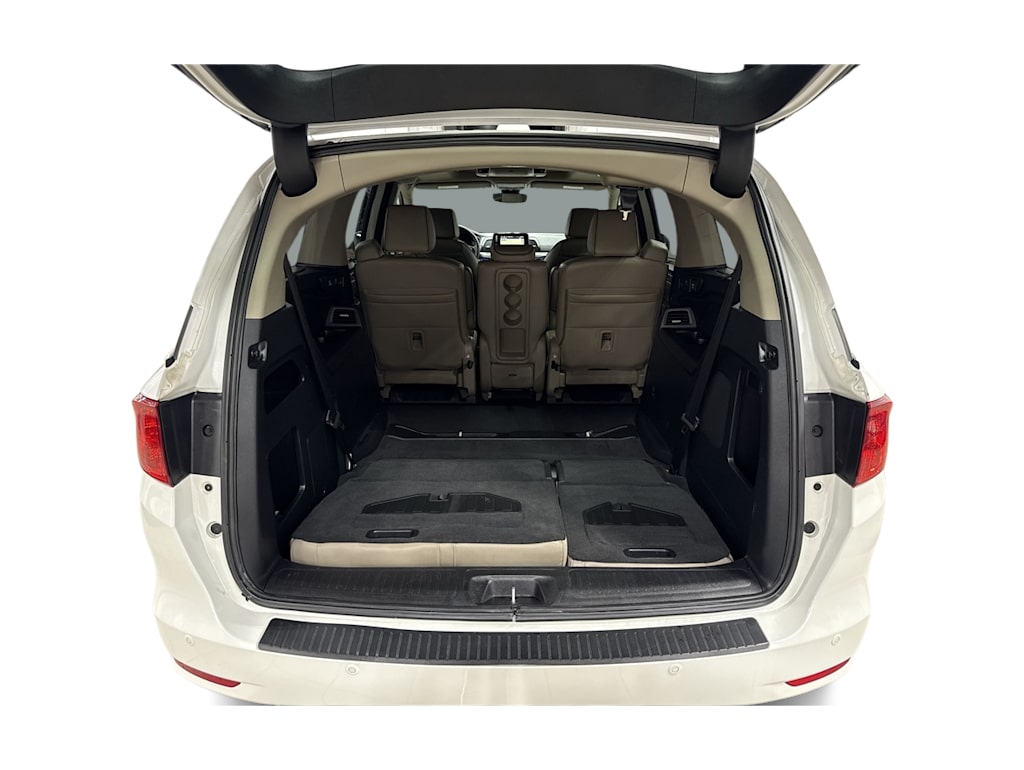 Thumbnail: 2023 Honda Odyssey - 16