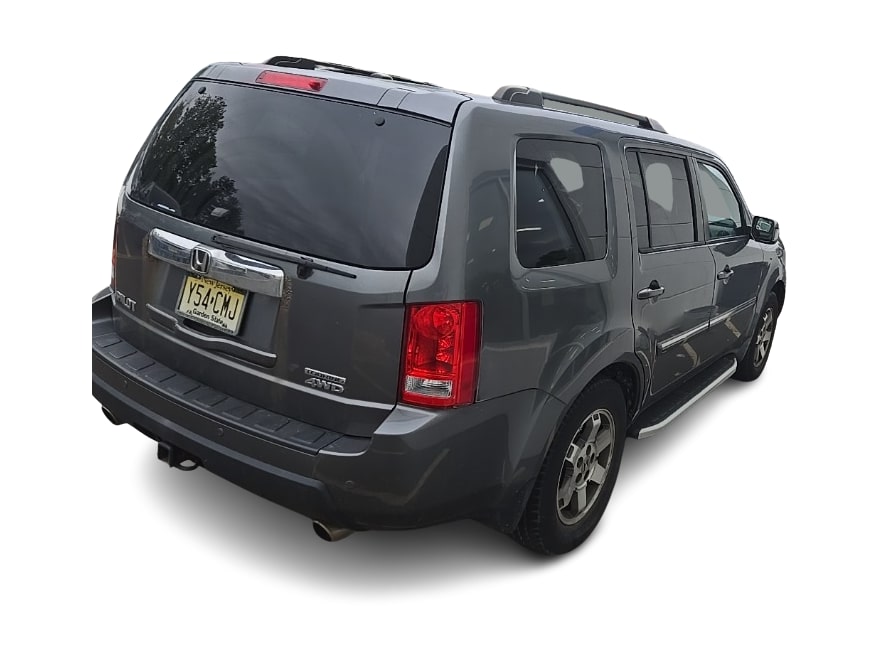 Thumbnail: 2011 Honda Pilot - 16