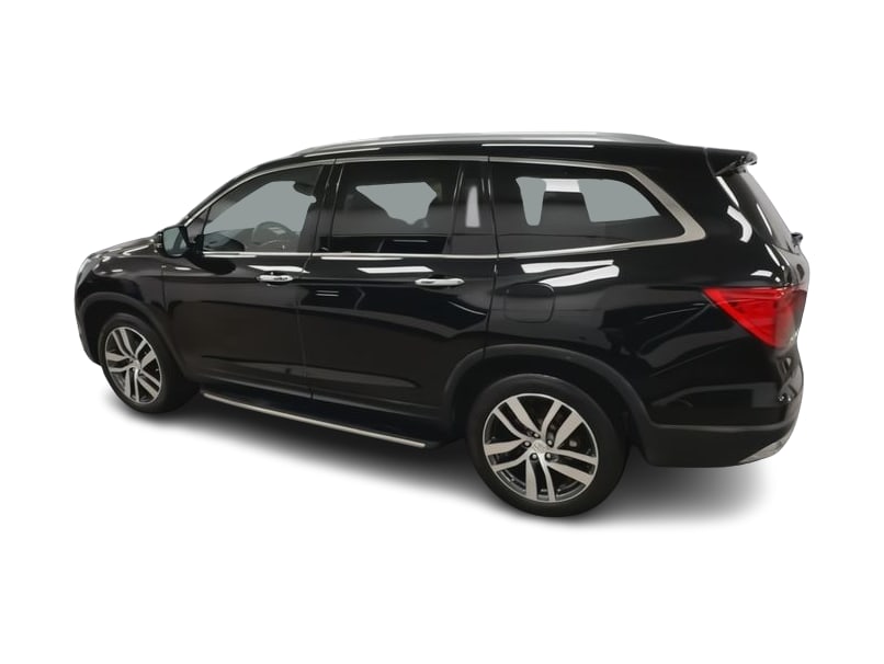 Thumbnail: 2017 Honda Pilot - 19