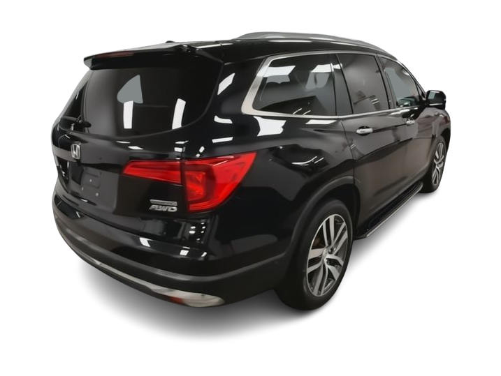 Thumbnail: 2017 Honda Pilot - 20