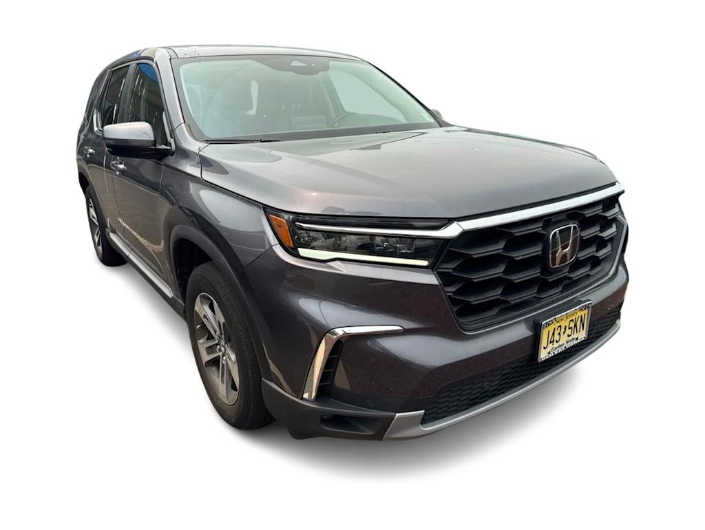 Thumbnail: 2023 Honda Pilot - 16