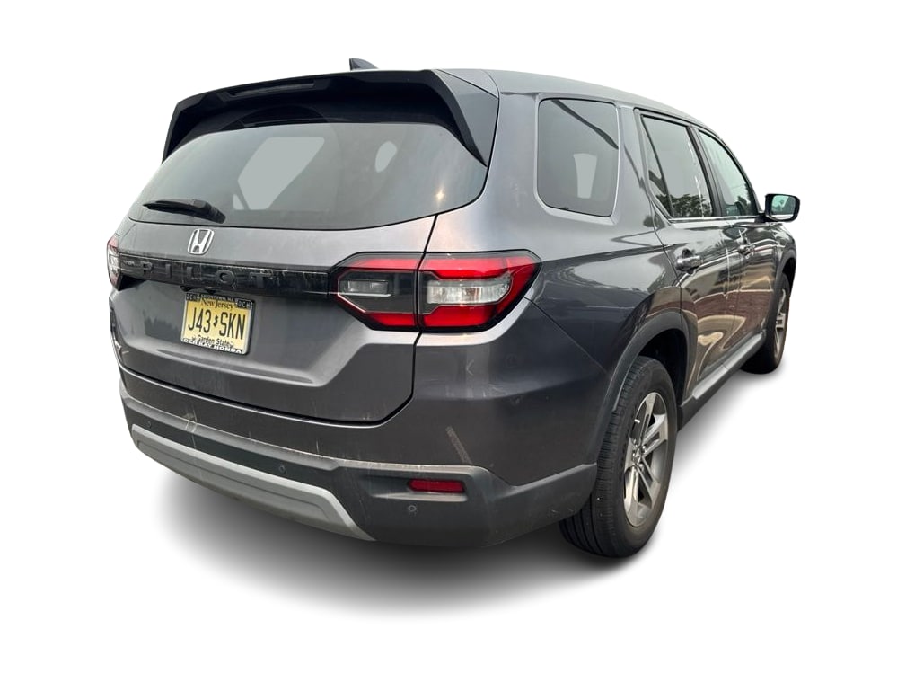 Thumbnail: 2023 Honda Pilot - 15