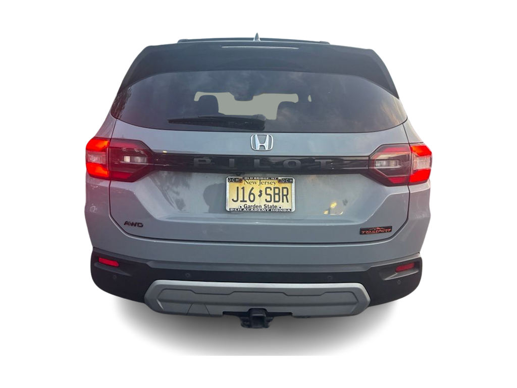 Thumbnail: 2023 Honda Pilot - 3