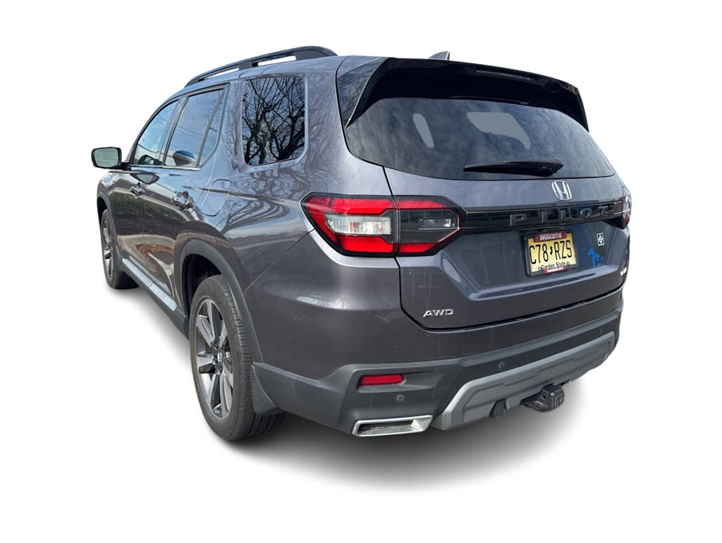 Thumbnail: 2023 Honda Pilot - 3