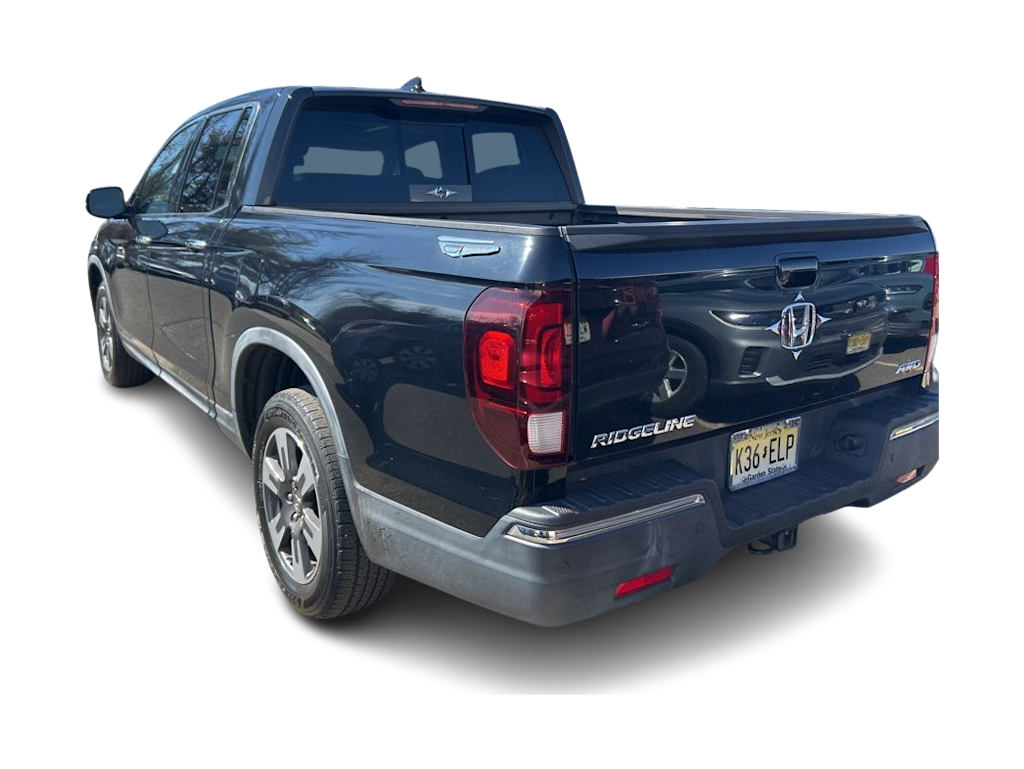 Thumbnail: 2017 Honda Ridgeline - 3