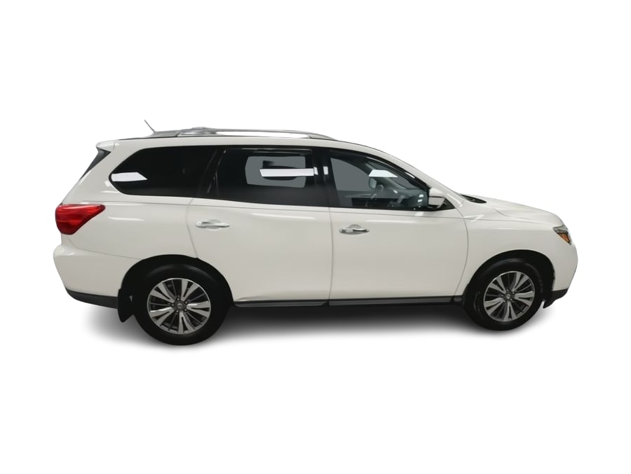 Thumbnail: 2017 Nissan Pathfinder - 22
