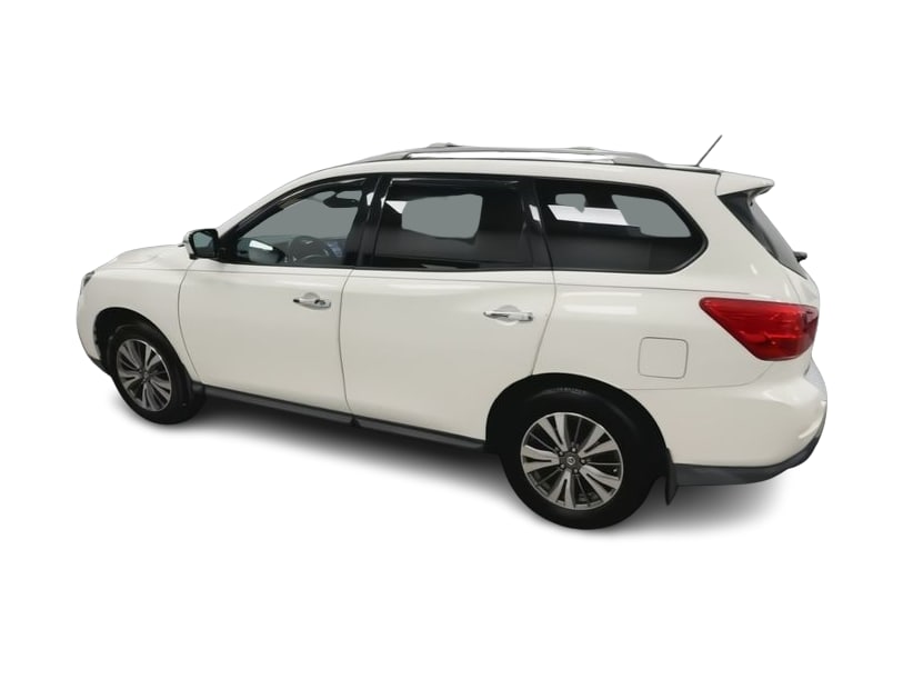 Thumbnail: 2017 Nissan Pathfinder - 19