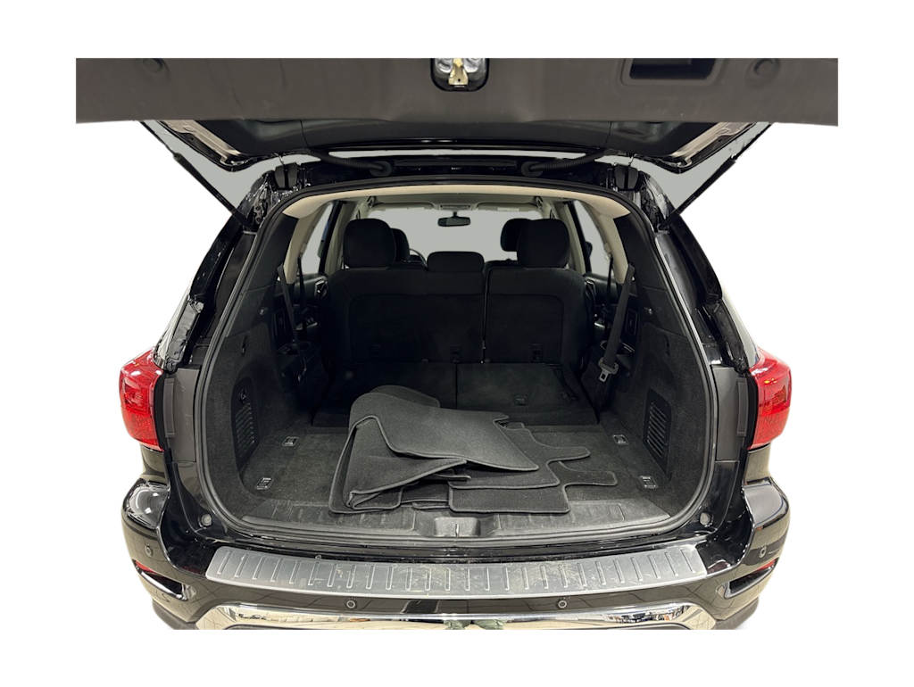 Thumbnail: 2019 Nissan Pathfinder - 17