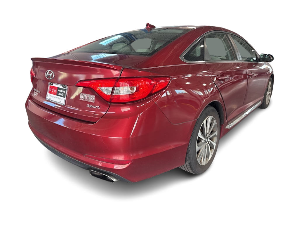 Thumbnail: 2016 Hyundai Sonata - 15
