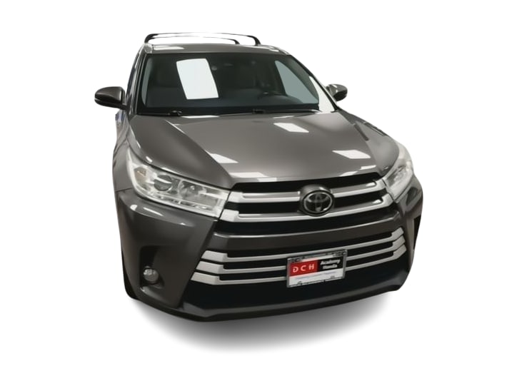 Thumbnail: 2017 Toyota Highlander - 4