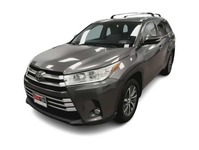Thumbnail: 2017 Toyota Highlander - 18