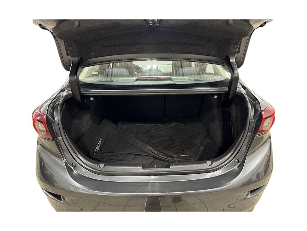 Thumbnail: 2016 Mazda Mazda3 - 16