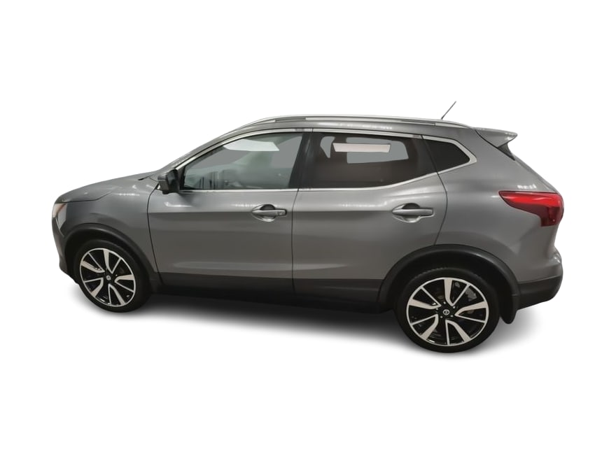 Thumbnail: 2017 Nissan Rogue Sport - 21
