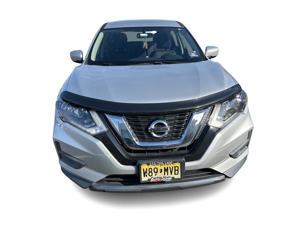 Thumbnail: 2017 Nissan Rogue - 4