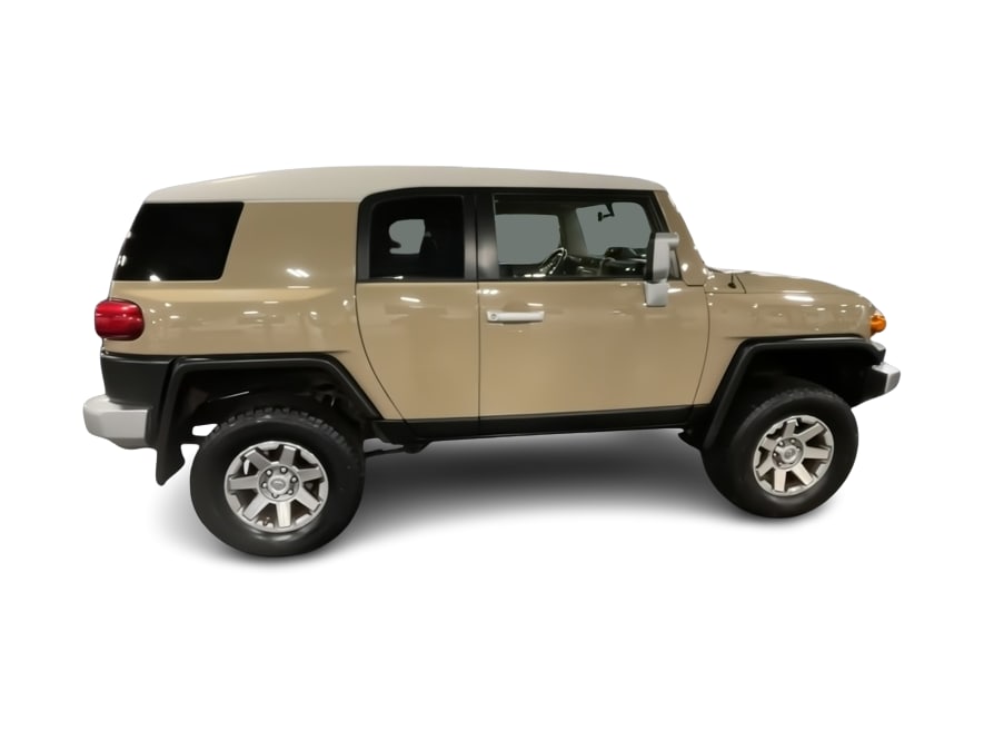 2014 Toyota FJ Cruiser  17