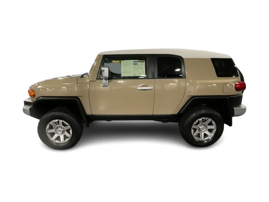 2014 Toyota FJ Cruiser  21