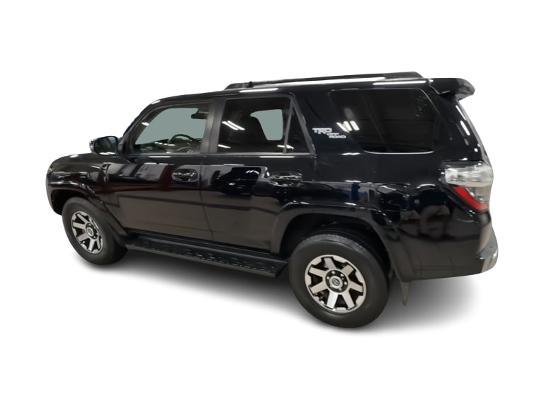 Thumbnail: 2019 Toyota 4Runner - 21