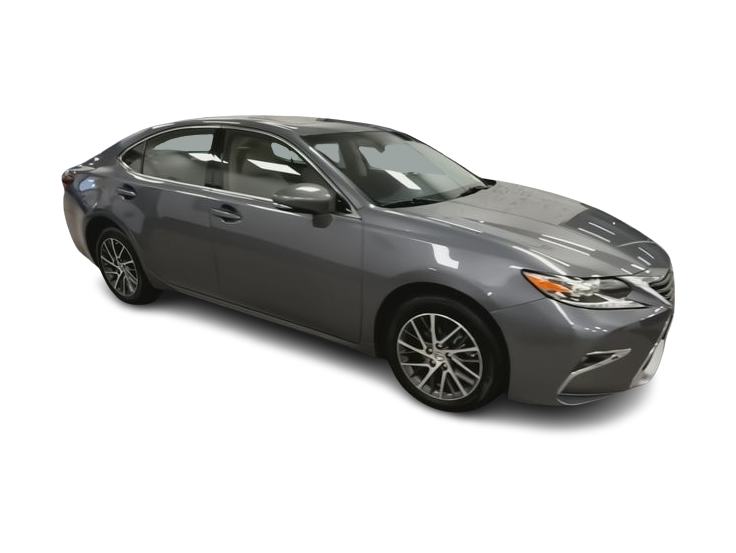 Thumbnail: 2016 Lexus ES - 18
