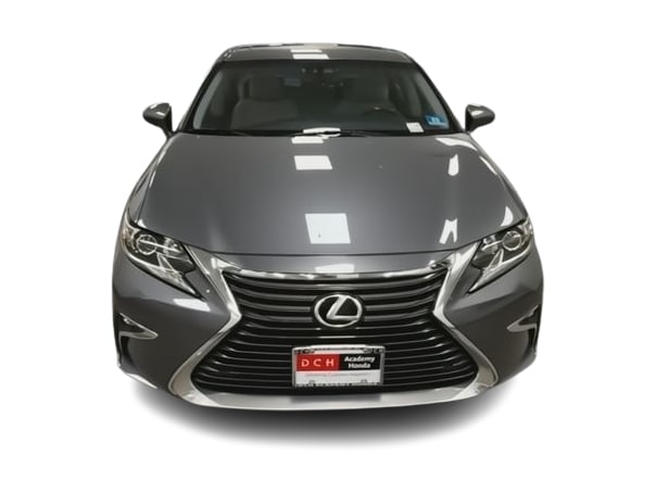 Thumbnail: 2016 Lexus ES - 4