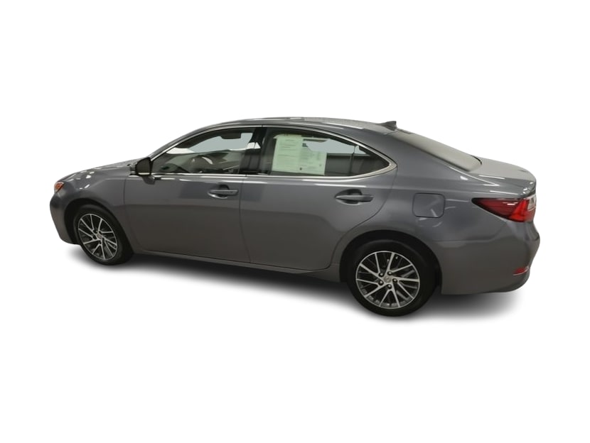 Thumbnail: 2016 Lexus ES - 20