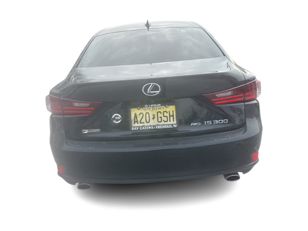 Thumbnail: 2016 Lexus IS - 4