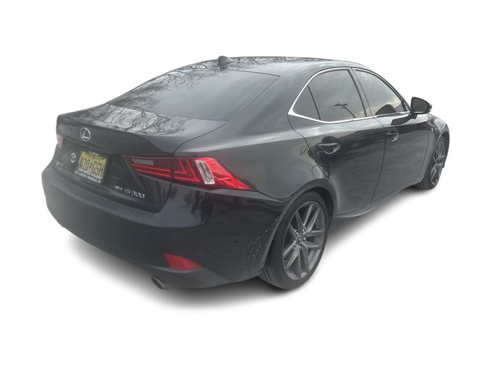 Thumbnail: 2016 Lexus IS - 21